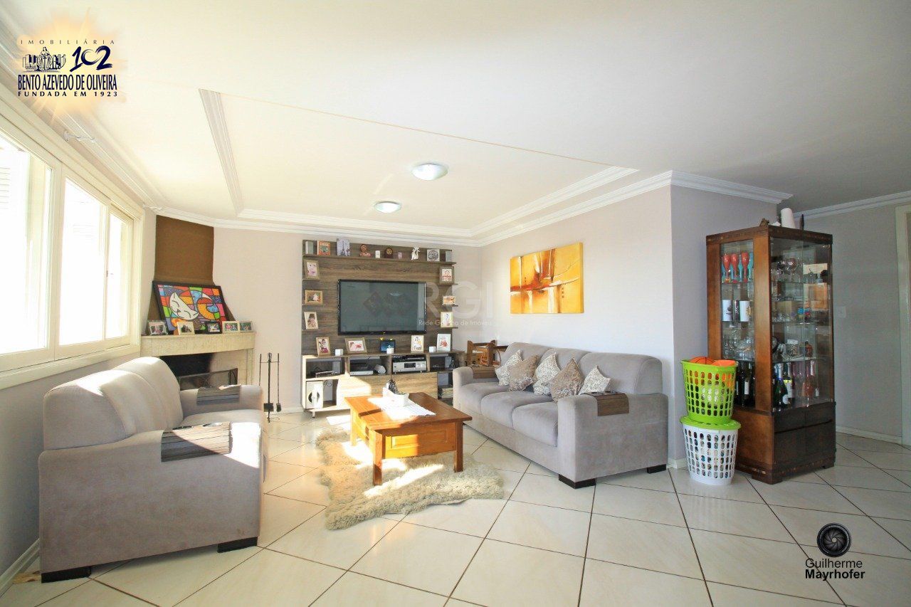 Casa, 3 quartos, 328 m² - Foto 2