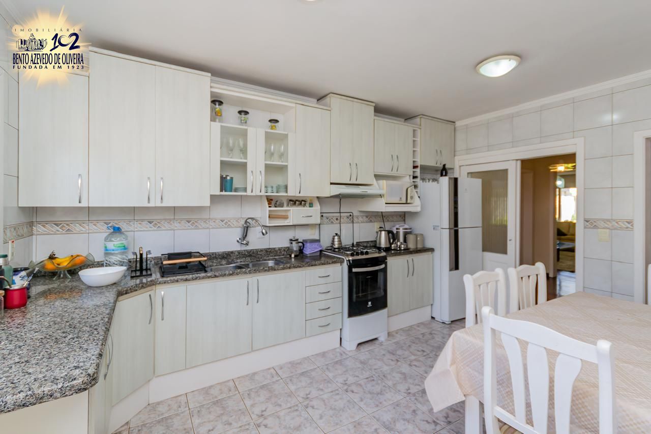 Sobrado, 4 quartos, 274 m² - Foto 2