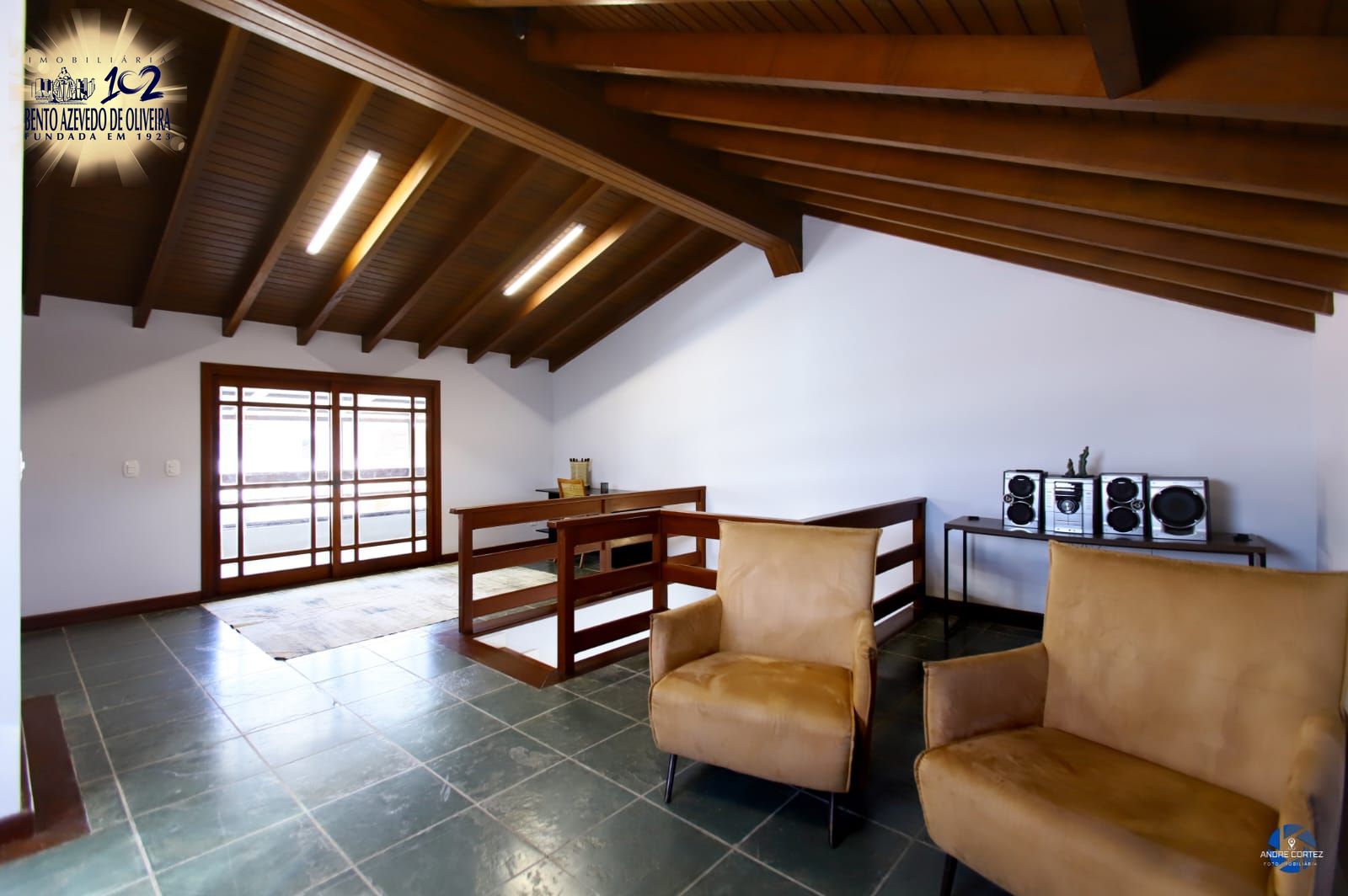 Casa, 3 quartos, 285 m² - Foto 32