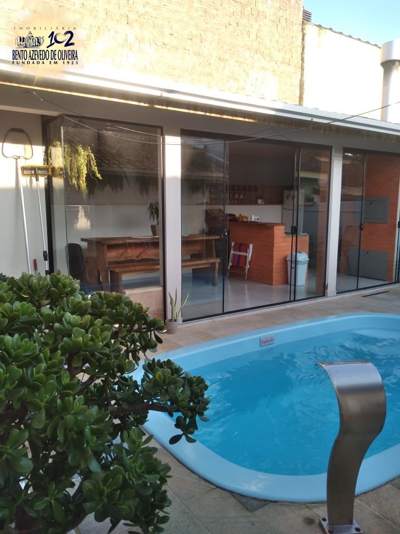 Casa, 3 quartos, 64 m² - Foto 1