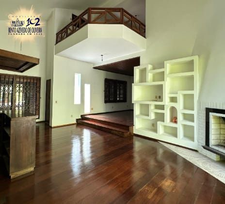 Casa, 3 quartos, 286 m² - Foto 2