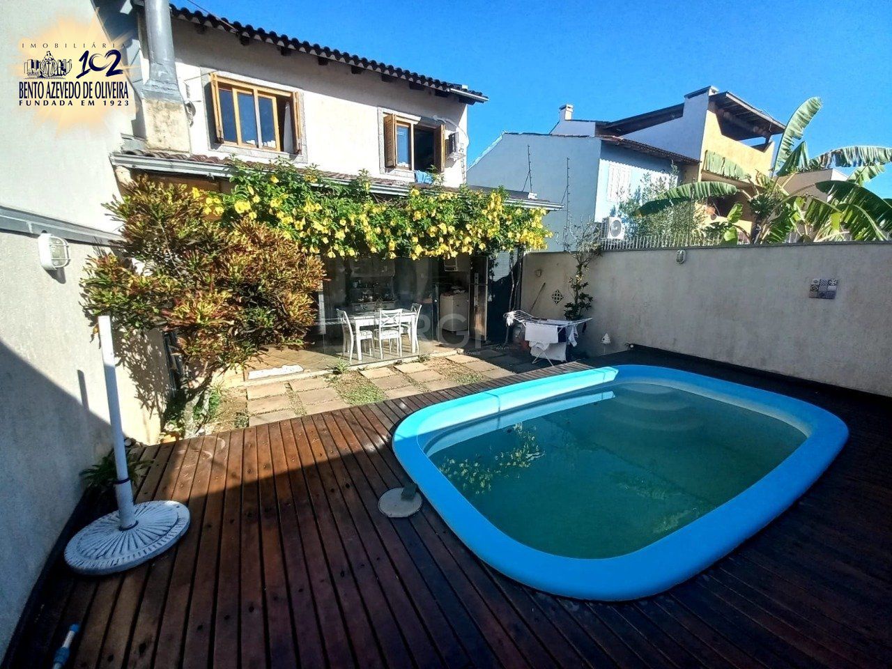 Sobrado, 3 quartos, 200 m² - Foto 1