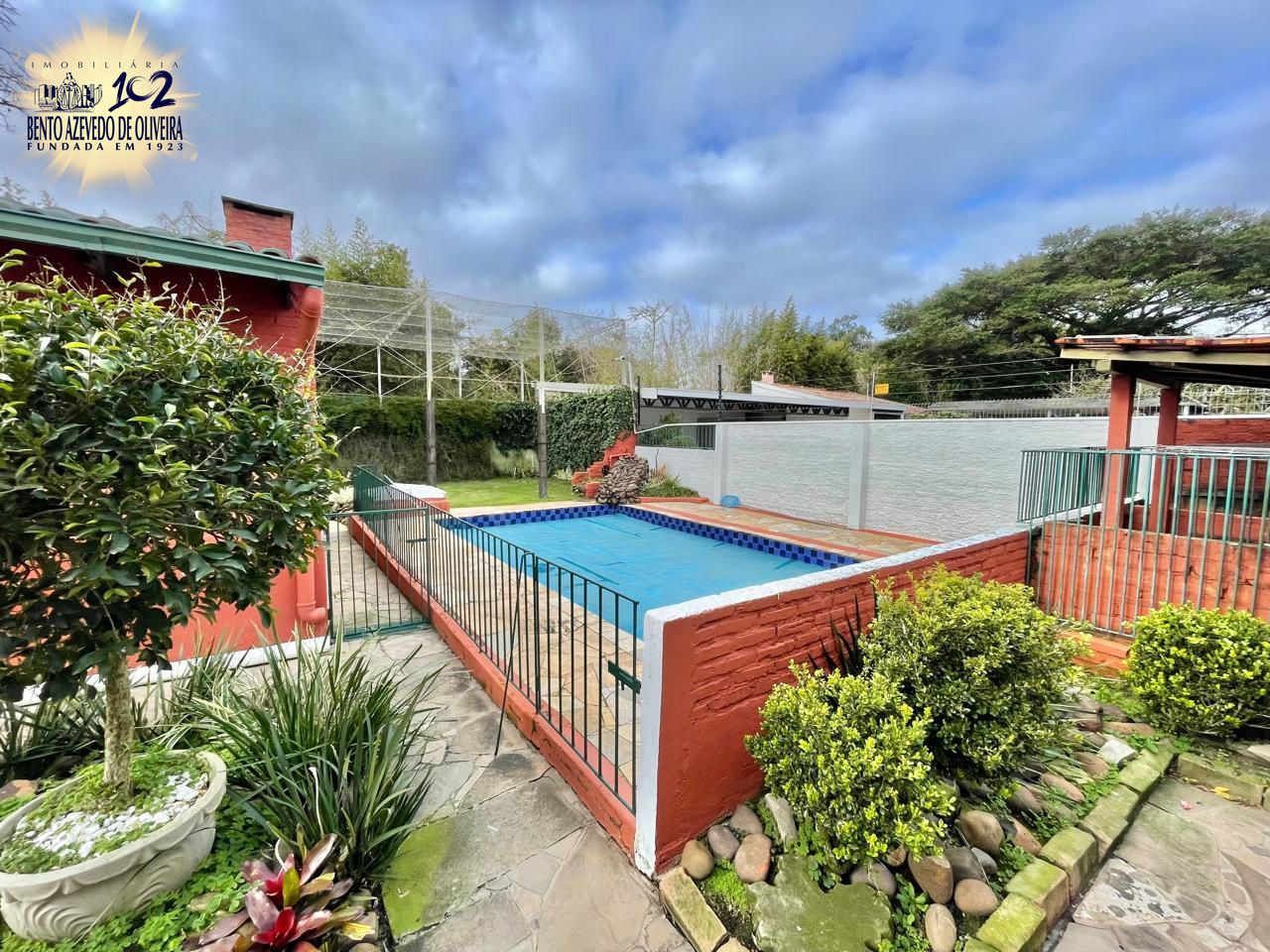 Casa, 3 quartos, 338 m² - Foto 1