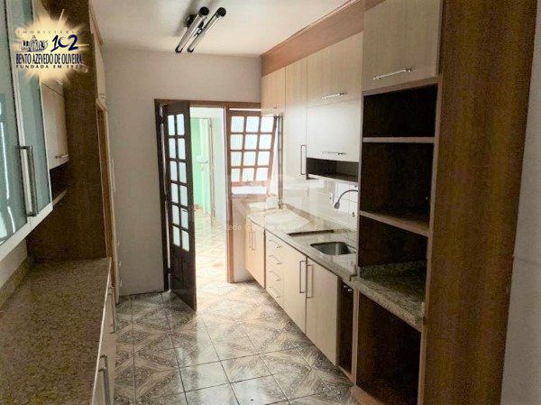 Casa, 3 quartos, 183 m² - Foto 6