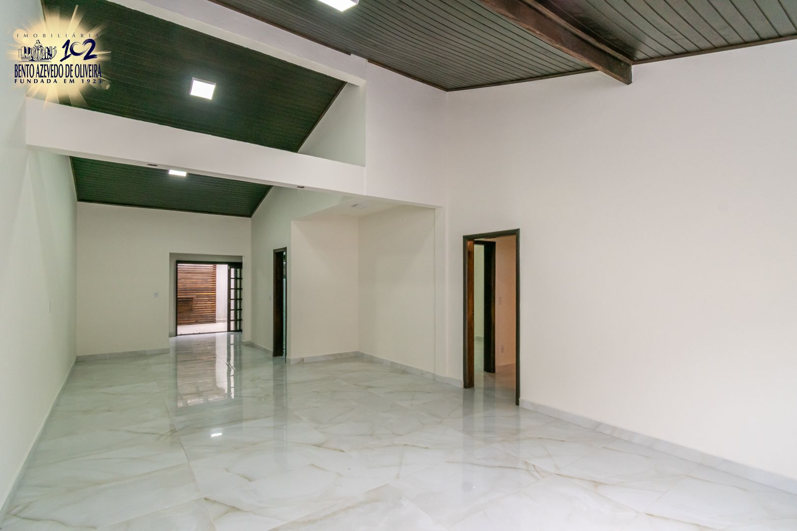 Casa, 3 quartos, 354 m² - Foto 9