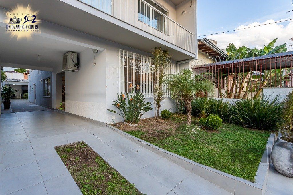 Casa, 4 quartos, 138 m² - Foto 1