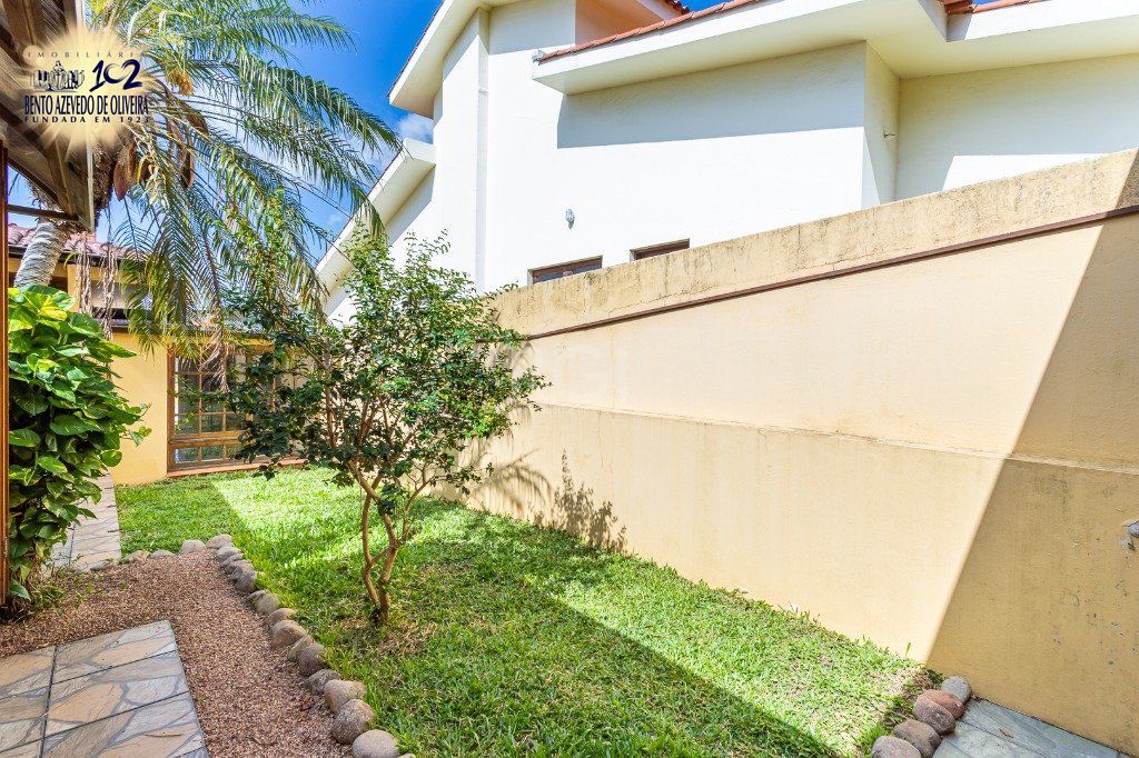 Casa, 3 quartos, 234 m² - Foto 38