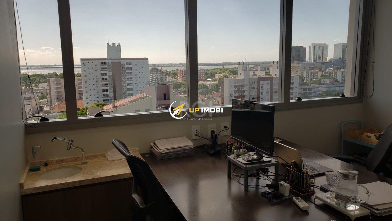 Sala Comercial no bairro Menino Deus em Porto Alegre para Comprar