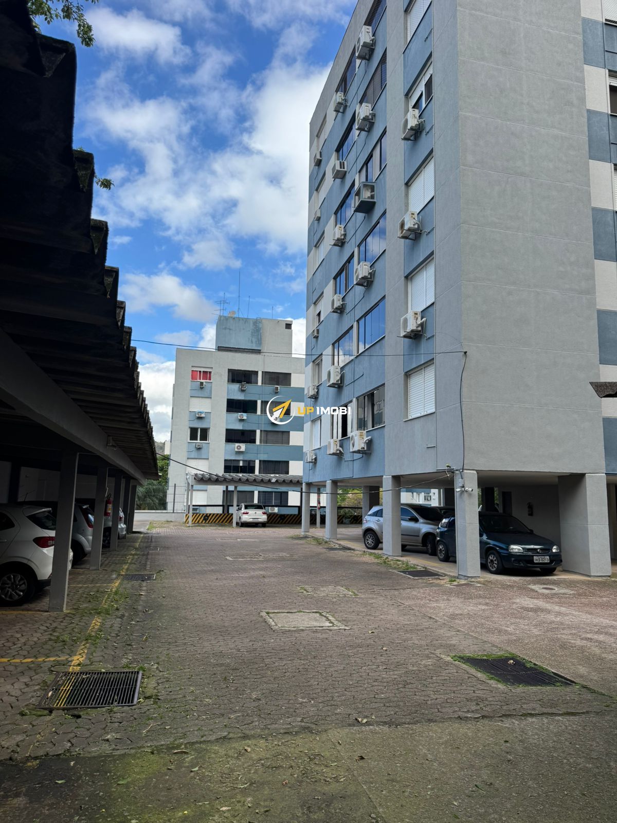 Apartamento, 2 dormitórios no bairro Nonoai em Porto Alegre para Comprar