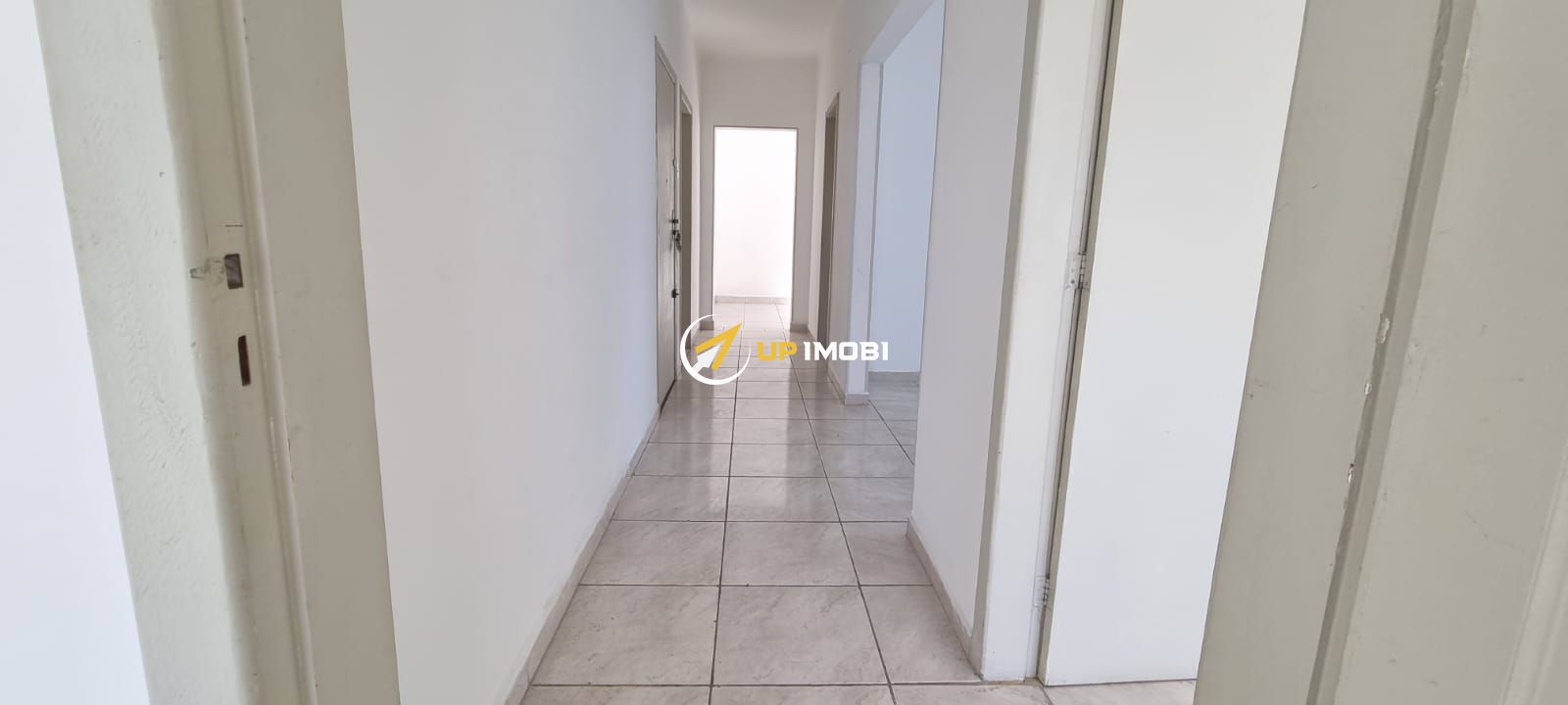 Apartamento, 3 dormitórios no bairro Medianeira em Porto Alegre para Comprar