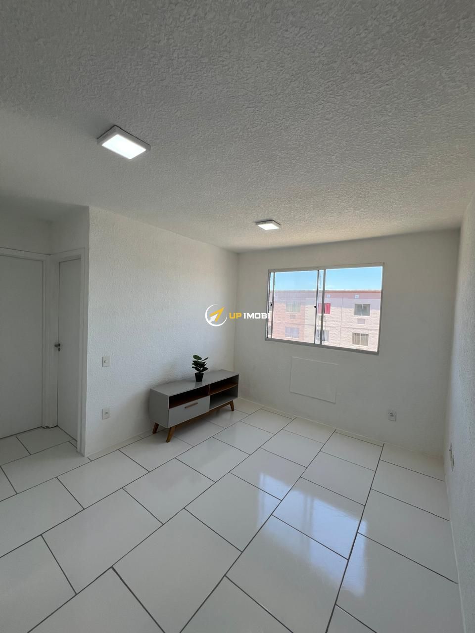 Apartamento, 2 dormitórios no bairro Hípica em Porto Alegre para Comprar