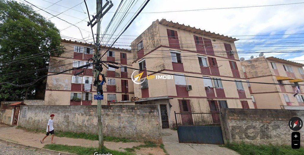 Apartamento, 2 dormitórios no bairro Rubem Berta em Porto Alegre para Comprar
