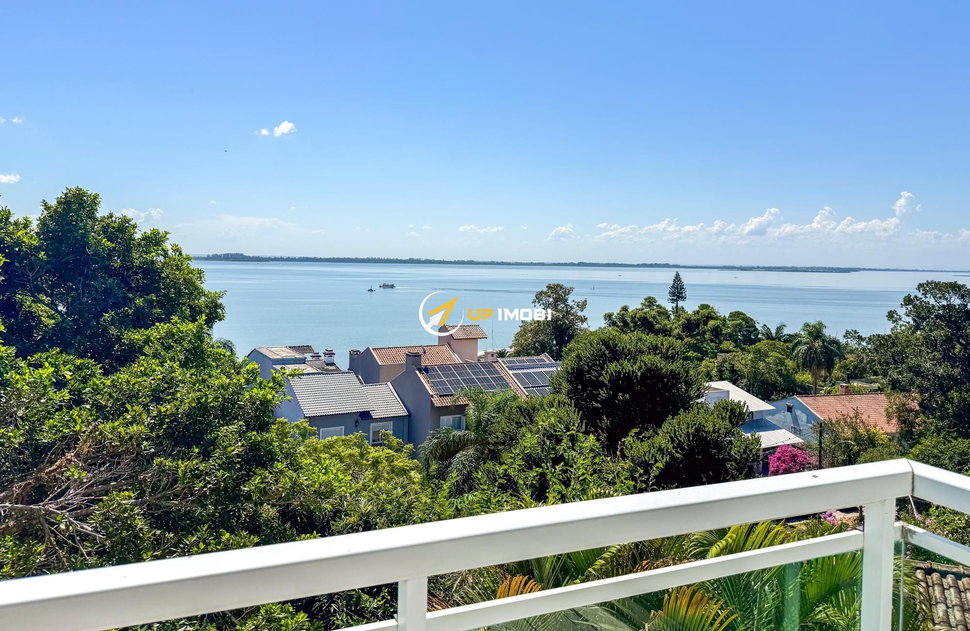 Casa de Condomínio, 3 dormitórios no bairro Vila Assunção em Porto Alegre para Comprar