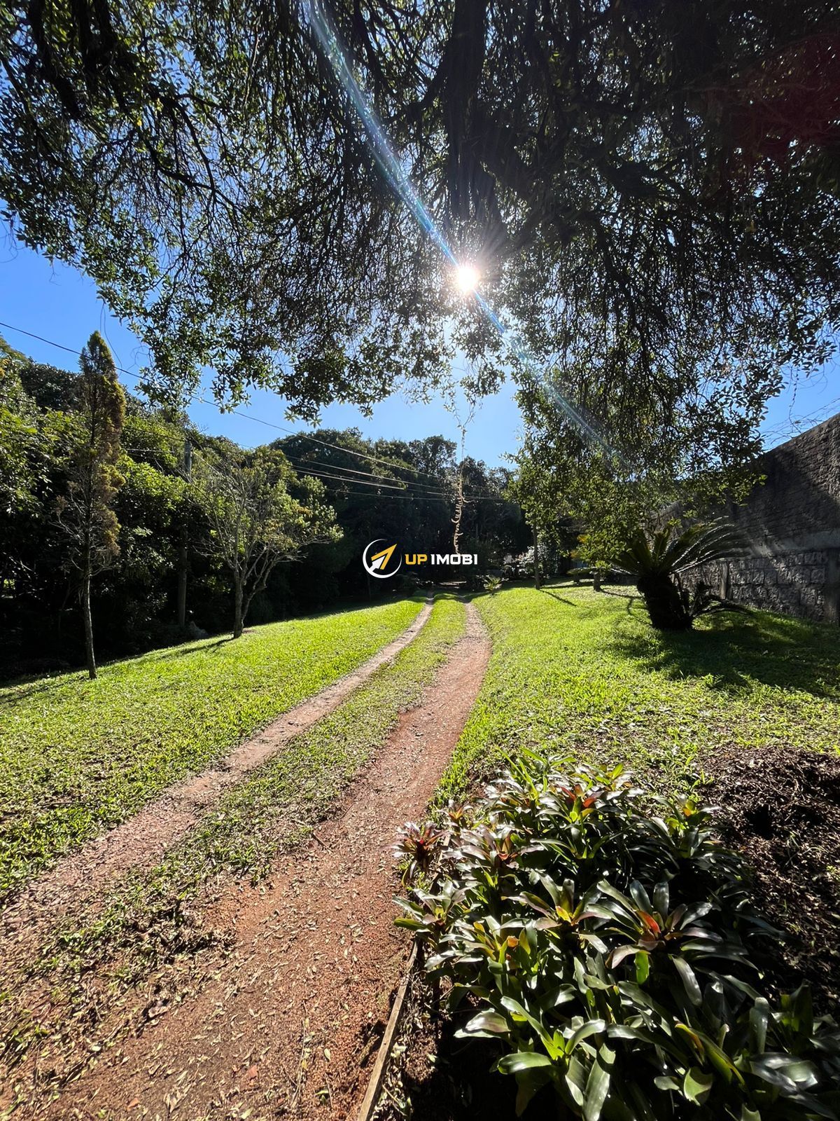 Terreno com 2641m² no bairro Vila Nova em Porto Alegre para Comprar