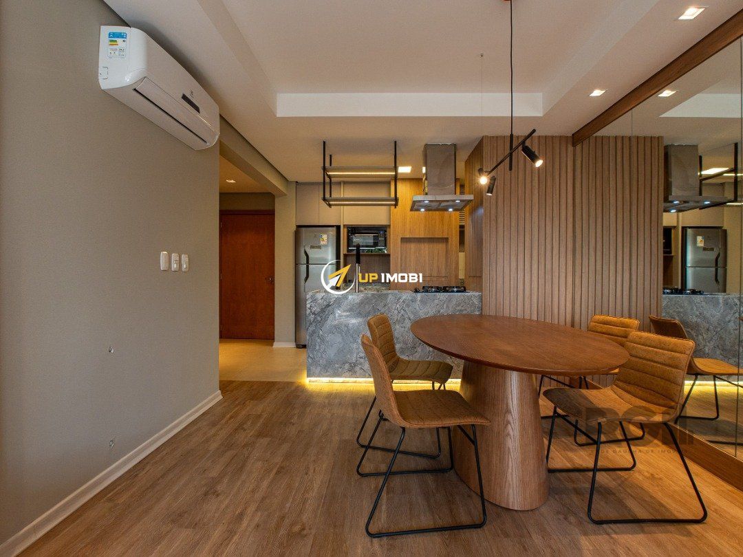 Apartamento, 2 dormitórios no bairro Centro em Gramado para Comprar