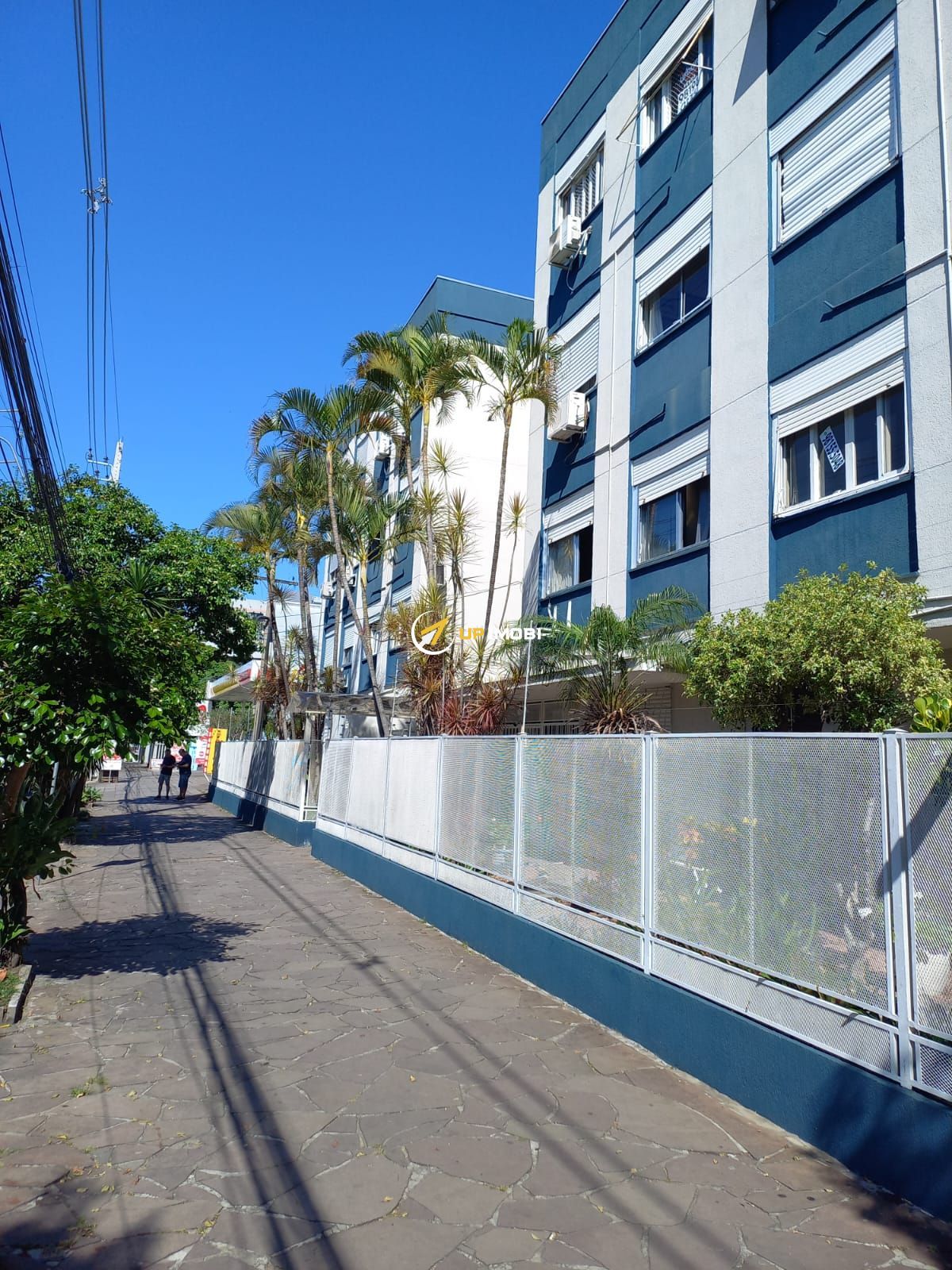 Apartamento, 3 dormitórios no bairro Azenha em Porto Alegre para Comprar