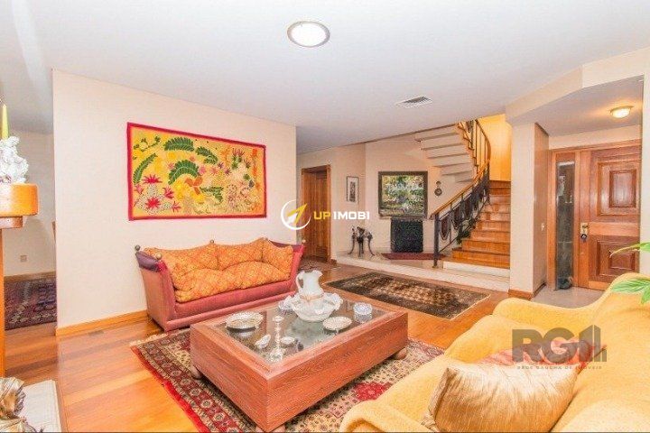 Cobertura, 4 dormitórios no bairro Moinhos de Vento em Porto Alegre para Comprar