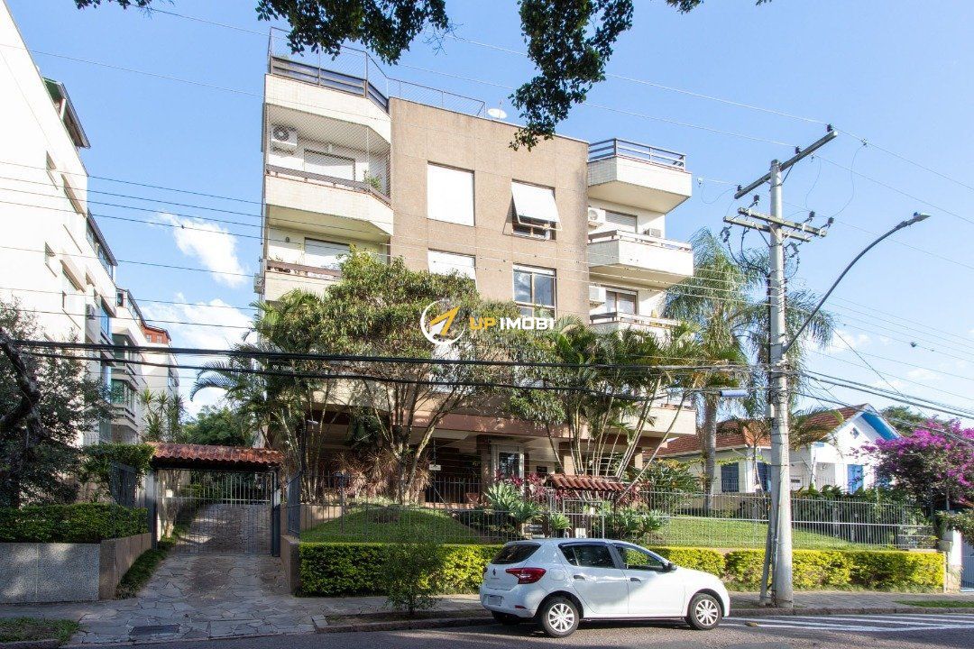 Cobertura, 3 dormitórios no bairro Tristeza em Porto Alegre para Comprar