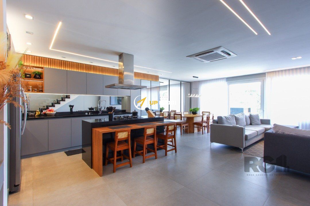 Casa de Condomínio, 3 dormitórios no bairro Aberta dos Morros em Porto Alegre para Comprar