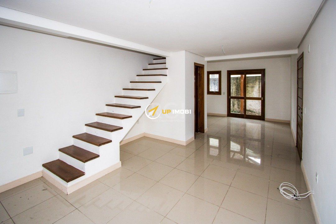 Casa com 79m², 2 dormitórios no bairro Ipanema em Porto Alegre para Comprar