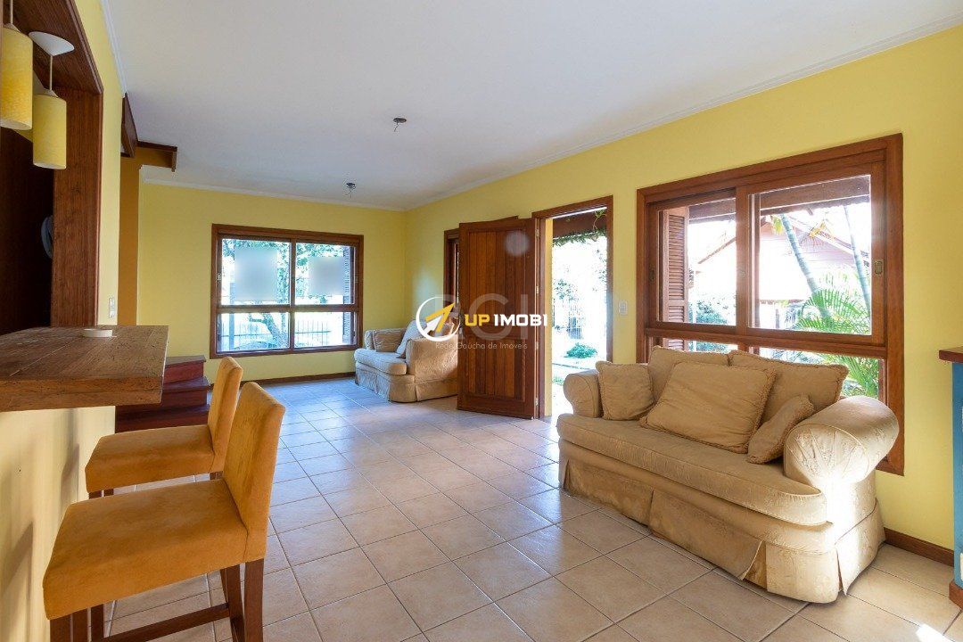 Casa de Condomínio com 174m², 3 dormitórios no bairro Espírito Santo em Porto Alegre para Comprar