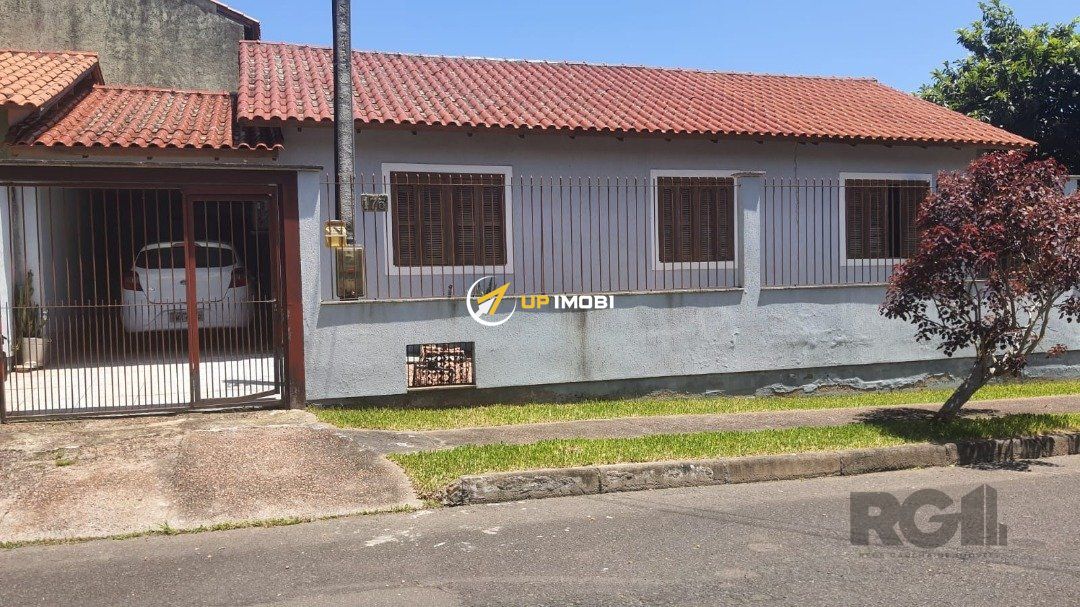 Casa com 800m², 2 dormitórios no bairro Espírito Santo em Porto Alegre para Comprar