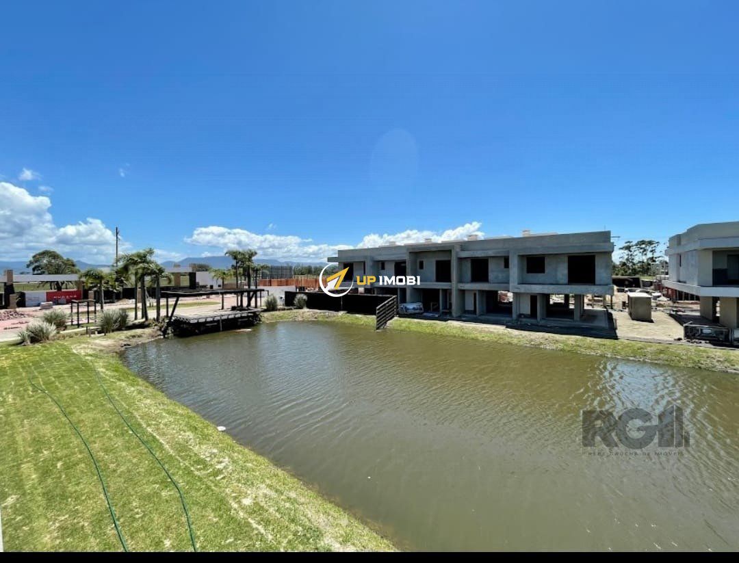 Casa de Condomínio com 143m², 3 dormitórios no bairro Araçá em Capão da Canoa para Comprar
