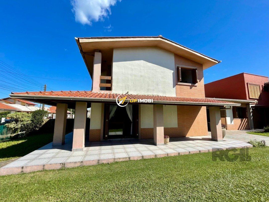 Casa de Condomínio com 0m², 5 dormitórios no bairro Centro em Xangri-Lá para Comprar