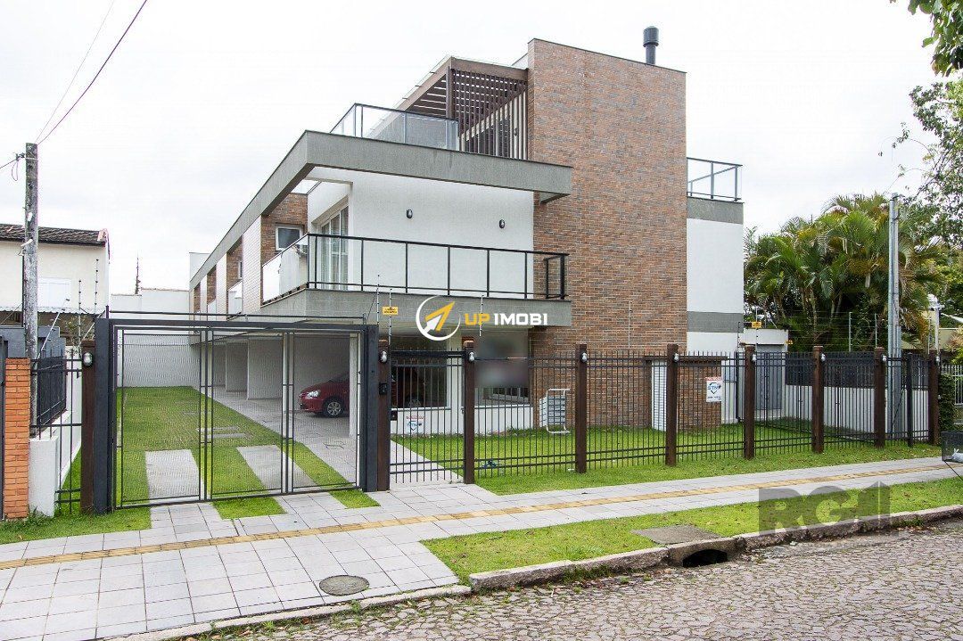 Casa de Condomínio com 268m², 3 dormitórios no bairro Vila Assunção em Porto Alegre para Comprar