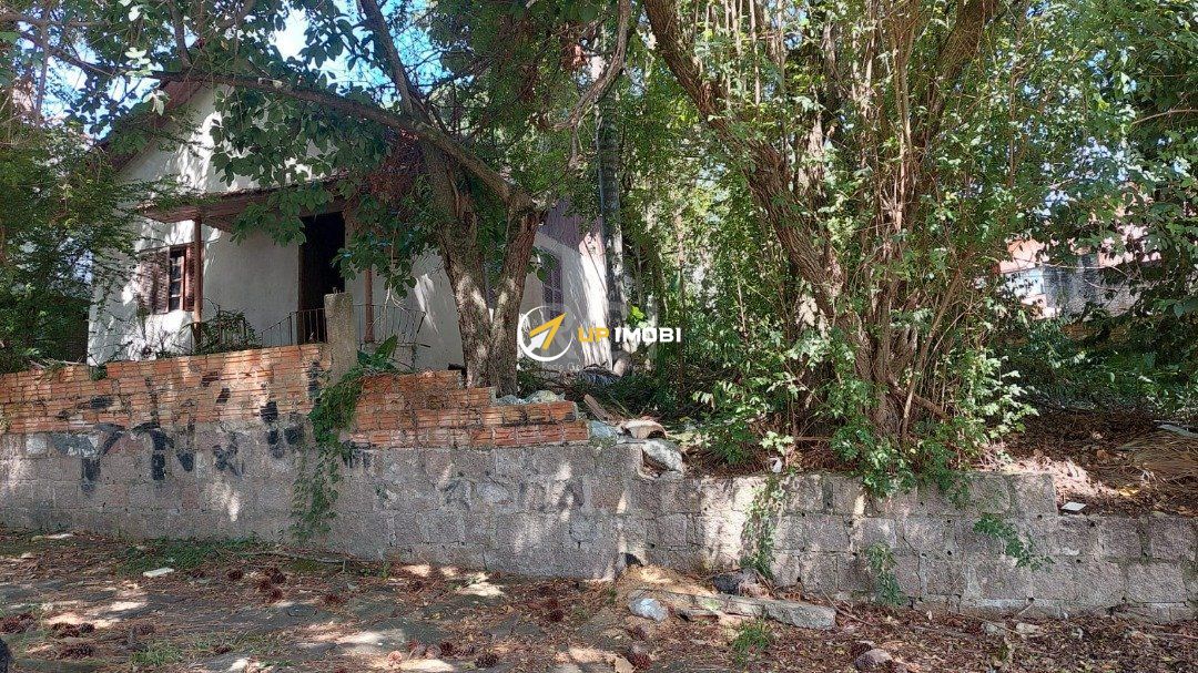 Terreno com 470m² no bairro Chácara das Pedras em Porto Alegre para Comprar