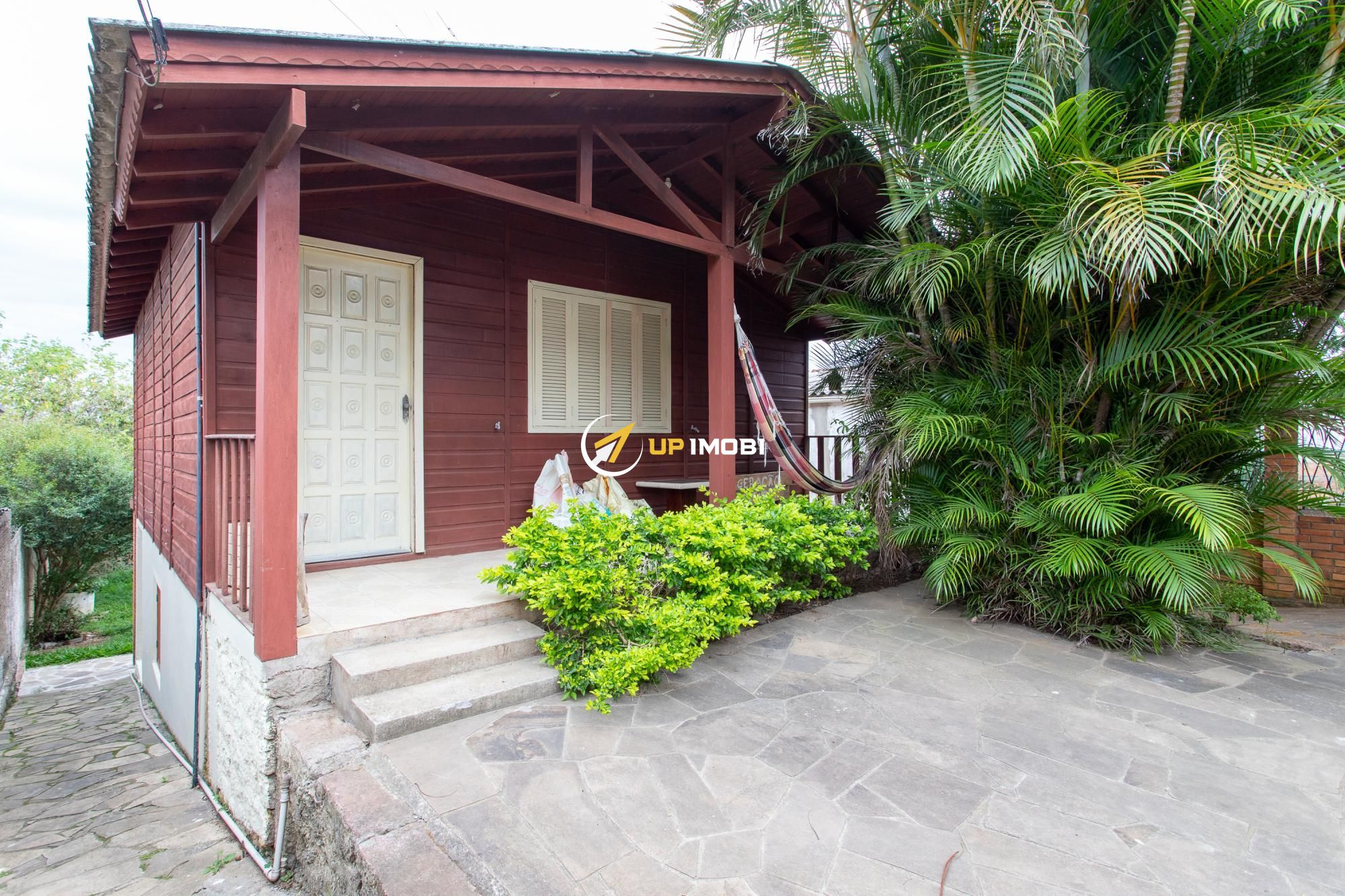 Casa, 2 dormitórios no bairro Vila Nova em Porto Alegre para Comprar