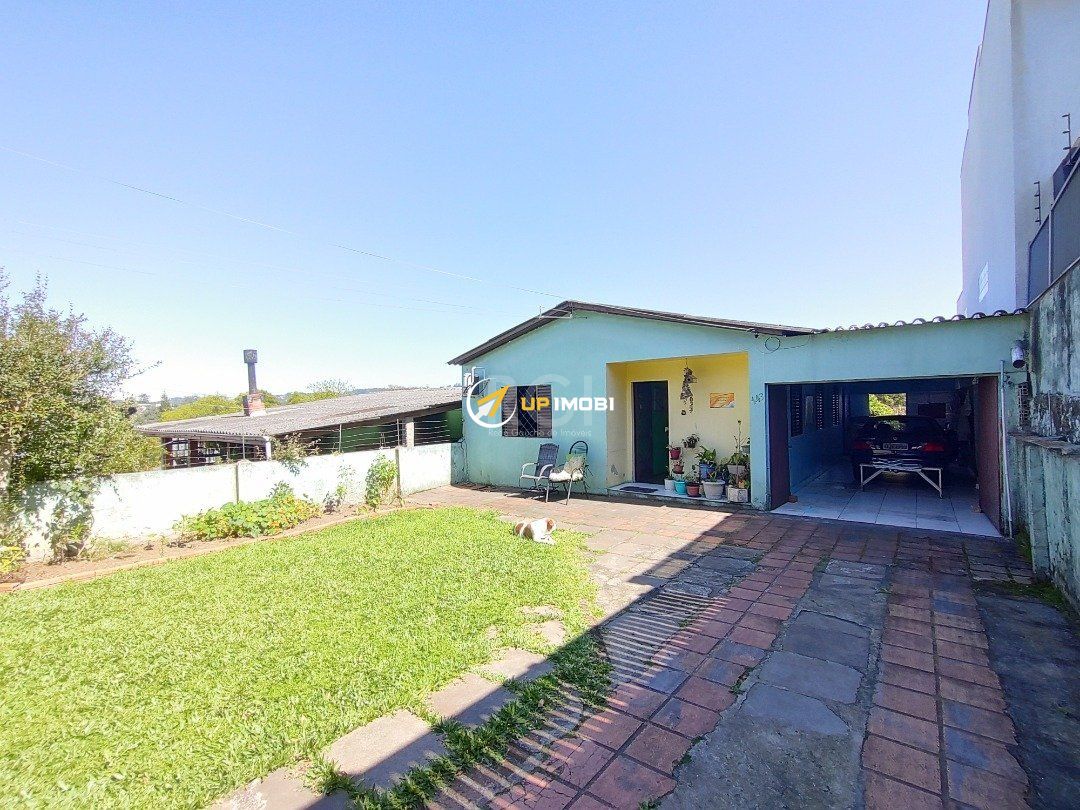 Casa com 100m², 3 dormitórios no bairro Lomba do Pinheiro em Porto Alegre para Comprar