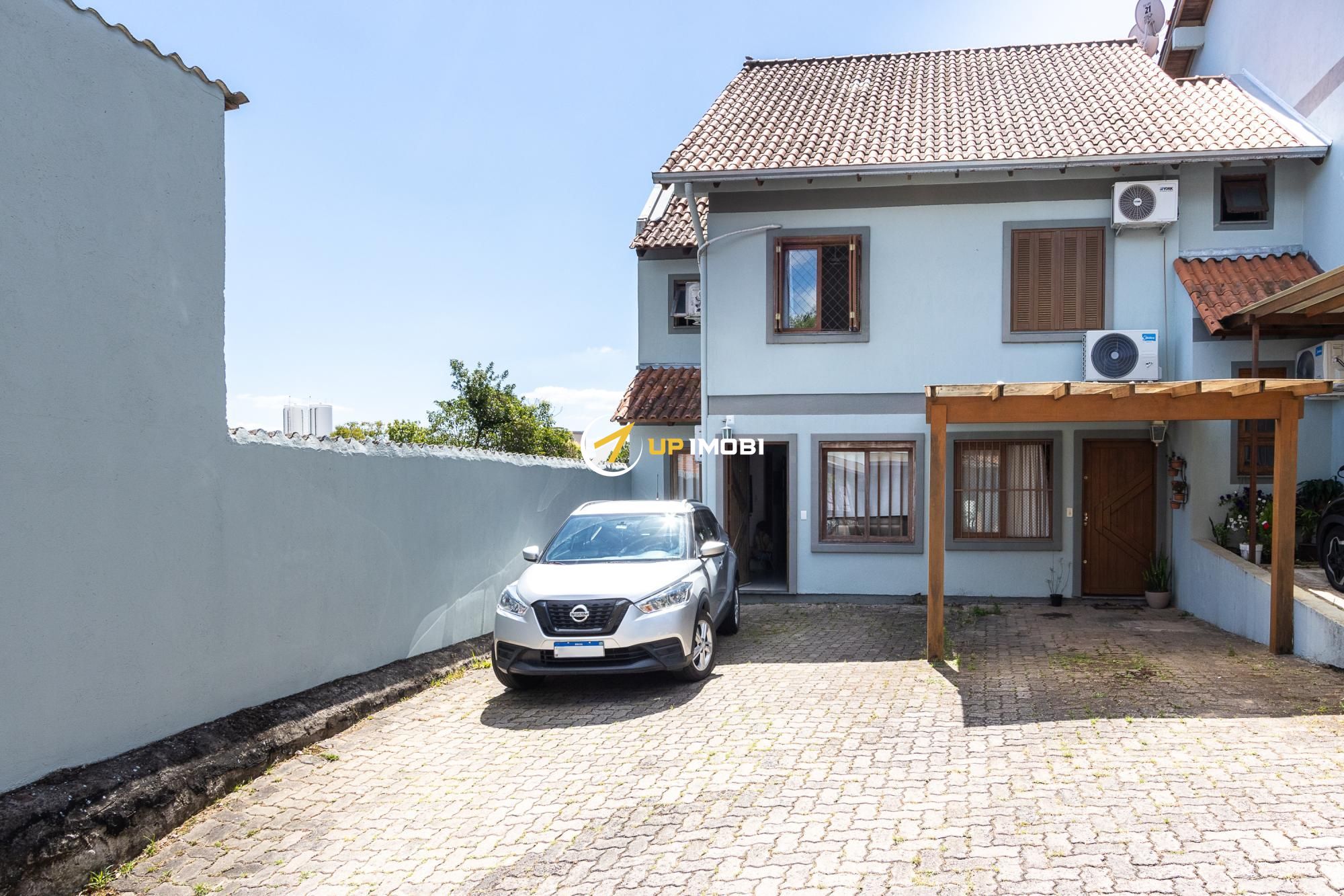 Casa de Condomínio, 3 dormitórios no bairro Ipanema em Porto Alegre para Comprar