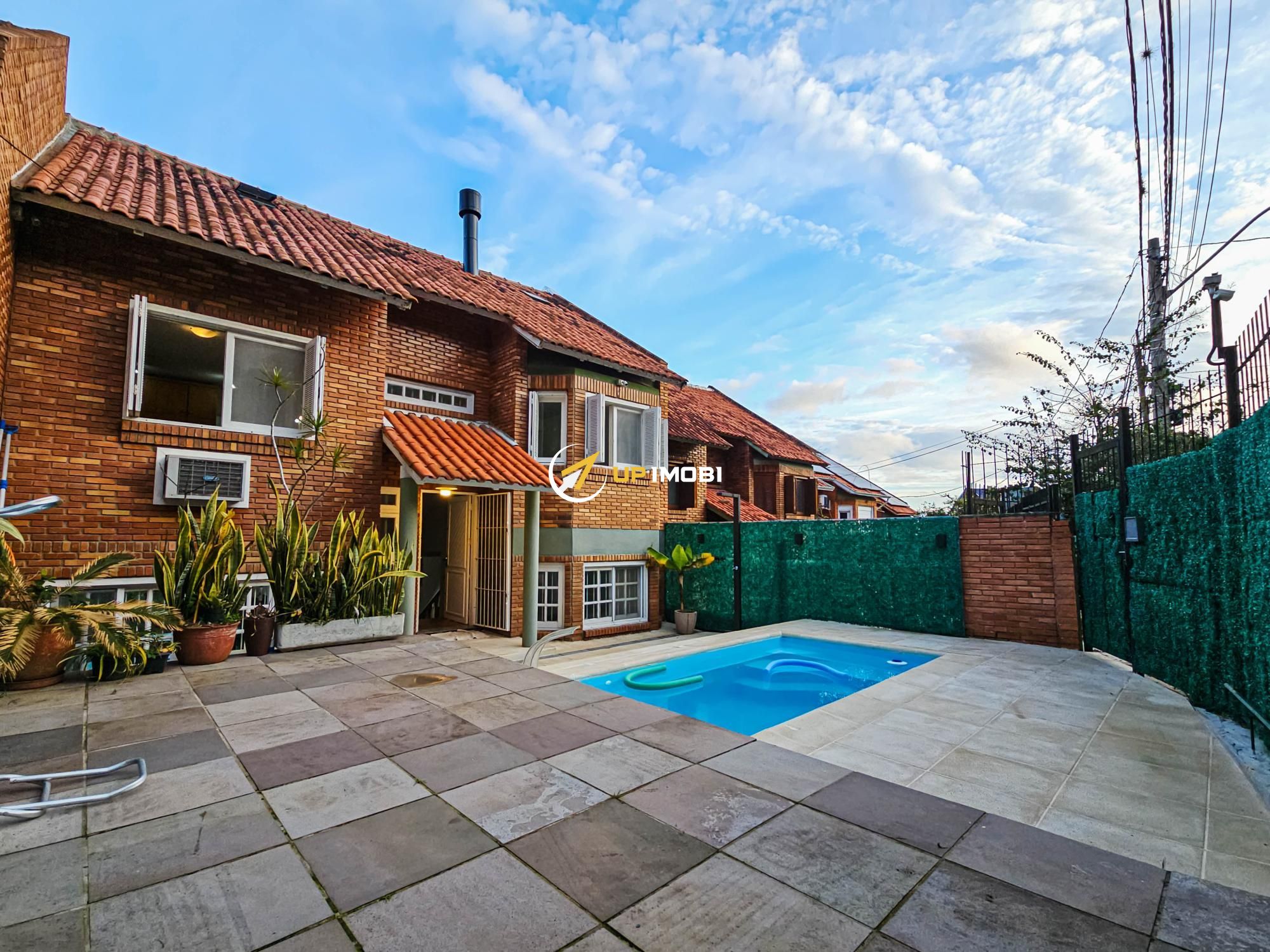 Casa de Condomínio, 3 dormitórios no bairro Vila Conceição em Porto Alegre para Comprar