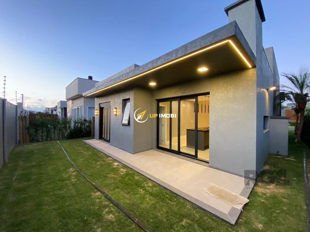 Casa de Condomínio com 183m², 4 dormitórios no bairro Centro em Xangri-Lá para Comprar