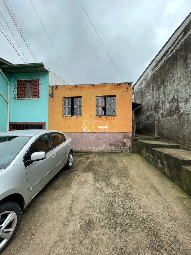 Terreno com 261m² no bairro Partenon em Porto Alegre para Comprar