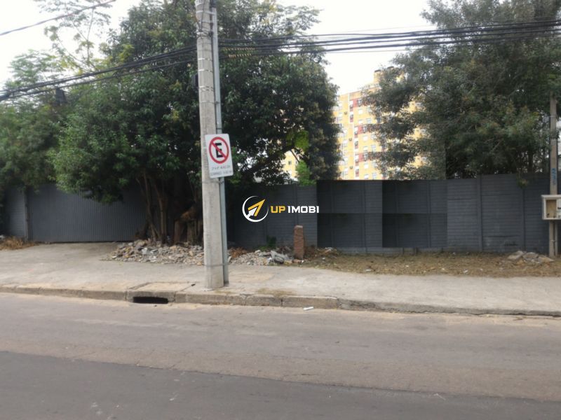 Terreno com 2452m² no bairro Camaquã em Porto Alegre para Comprar
