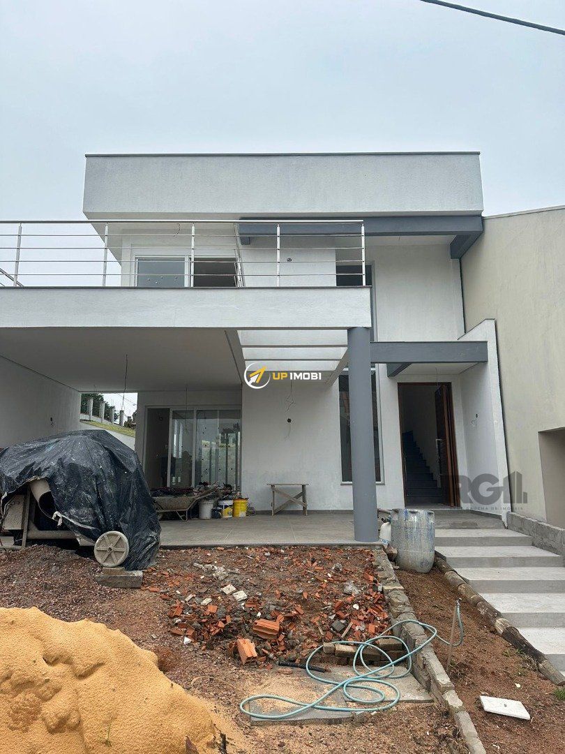 Casa de Condomínio com 290m², 3 dormitórios no bairro Aberta dos Morros em Porto Alegre para Comprar