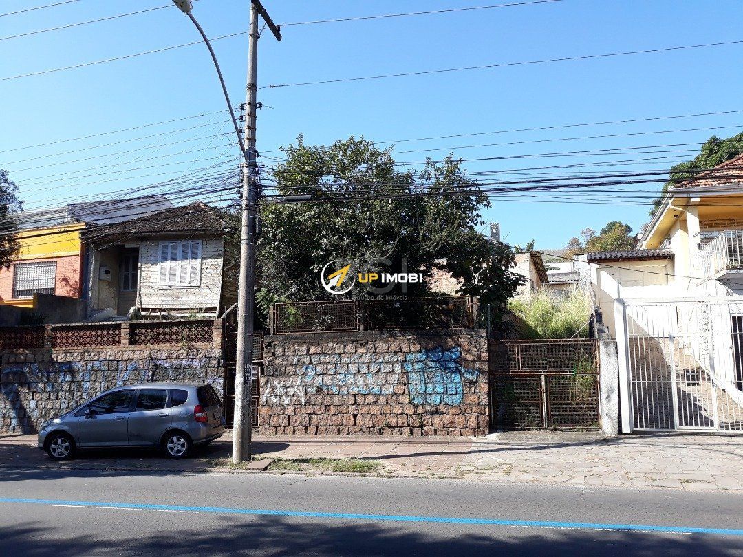 Terreno com 310m² no bairro Nonoai em Porto Alegre para Comprar