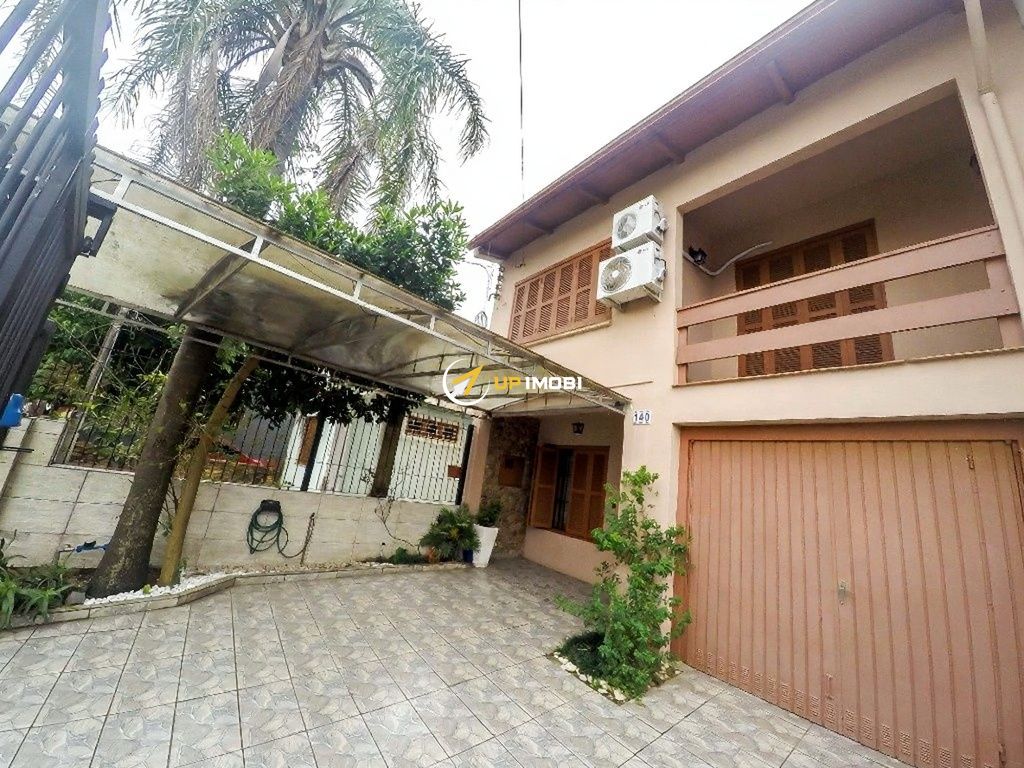 Casa, 4 dormitórios no bairro Partenon em Porto Alegre para Comprar