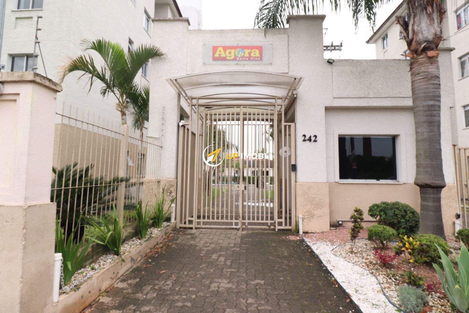 Apartamento, 2 dormitórios no bairro Sarandi em Porto Alegre para Comprar