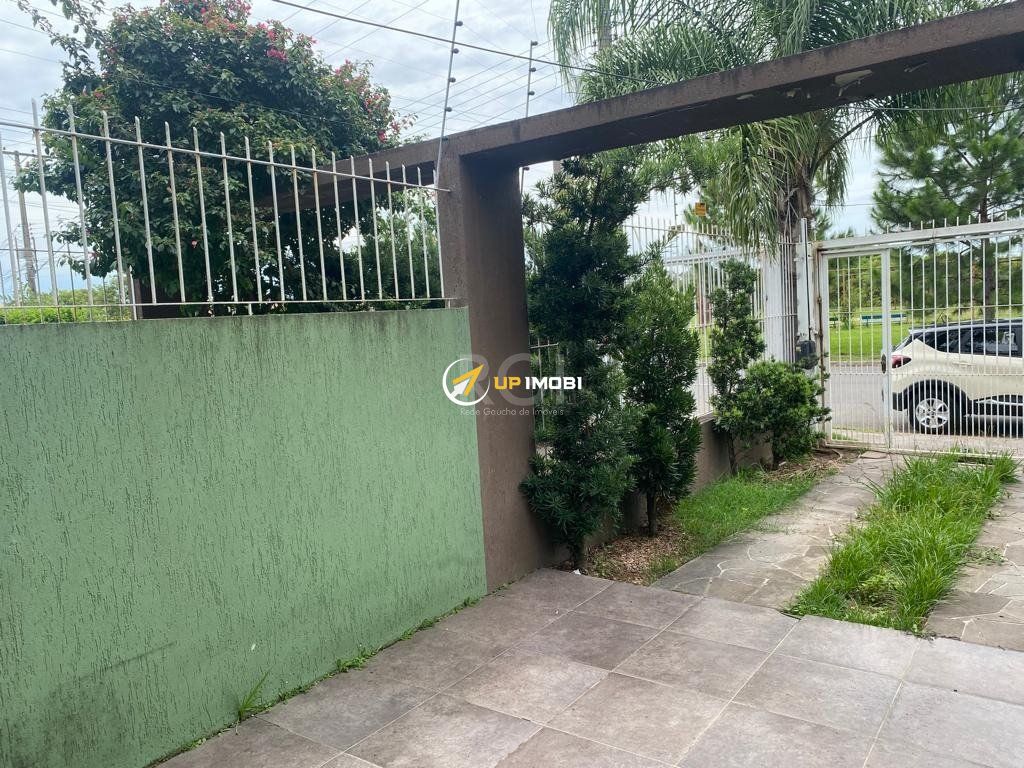 Casa com 110m², 3 dormitórios no bairro Hípica em Porto Alegre para Comprar