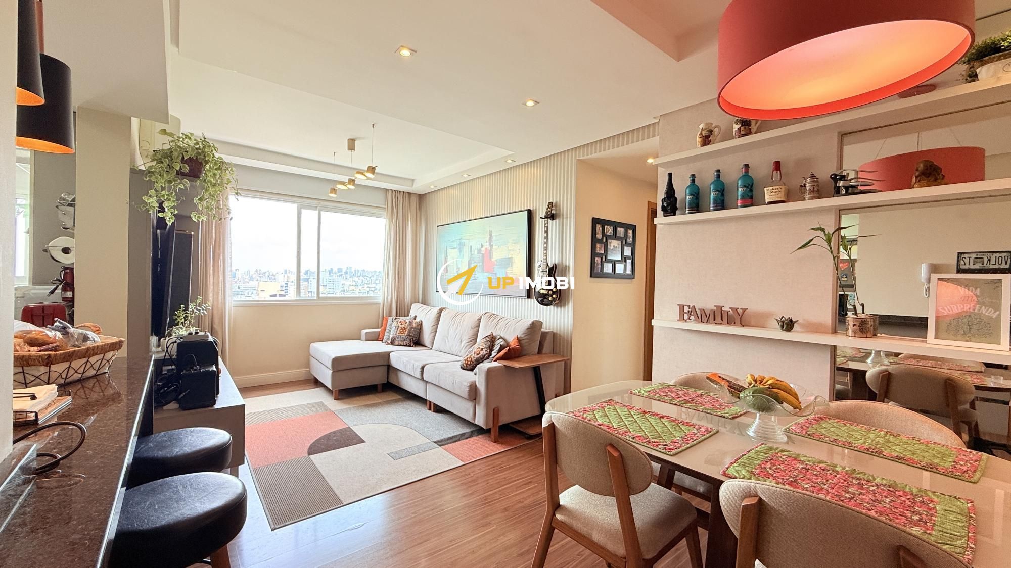 Apartamento, 3 dormitórios no bairro Santana em Porto Alegre para Comprar