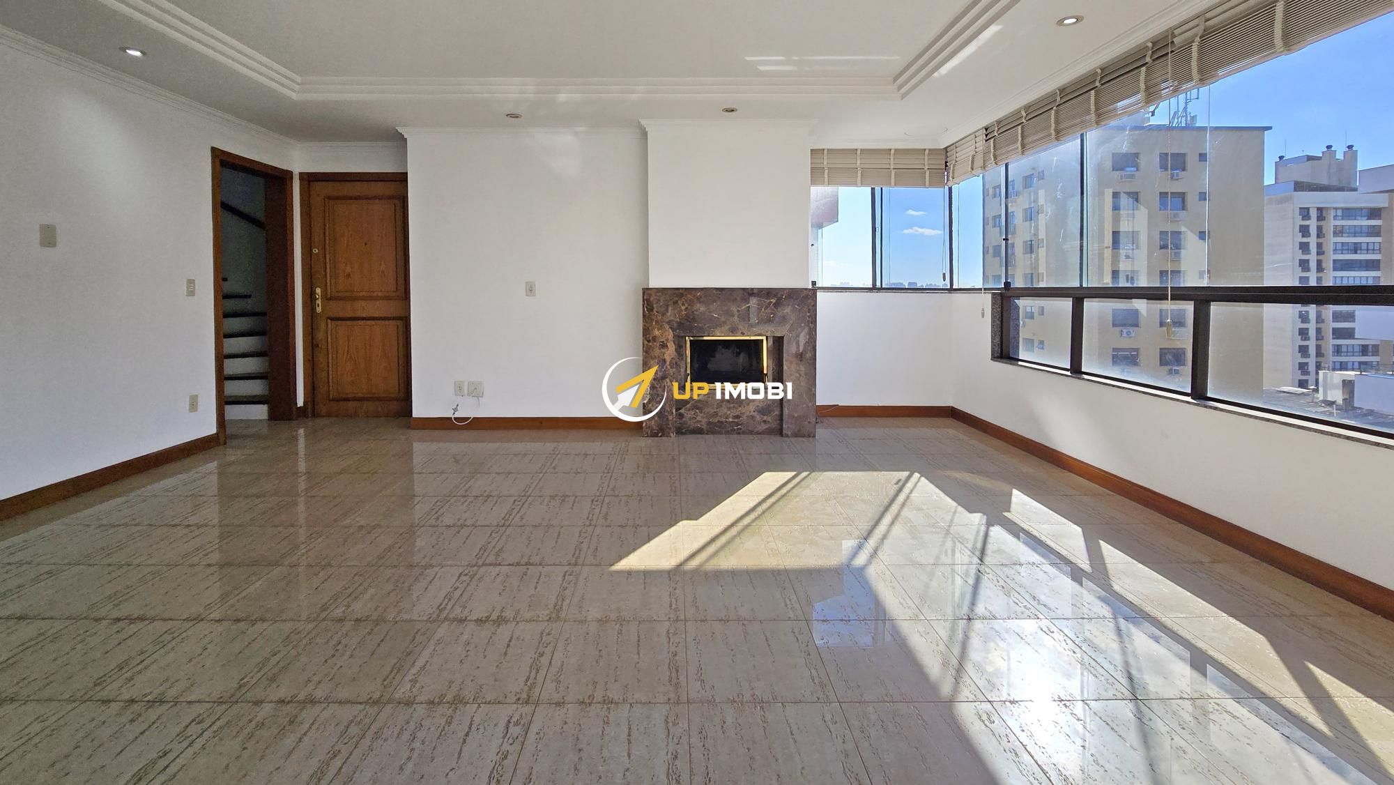 Cobertura, 3 dormitórios no bairro Petrópolis em Porto Alegre para Comprar