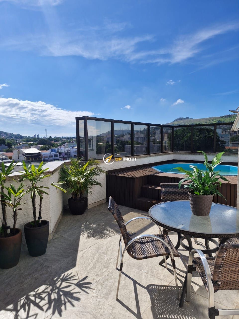 Apartamento com 132m², 2 dormitórios no bairro Nonoai em Porto Alegre para Comprar