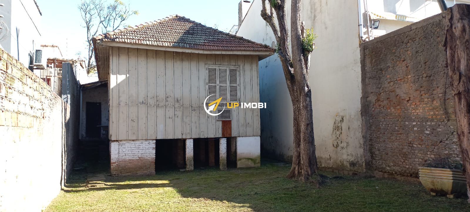 Terreno com 252m² no bairro Santana em Porto Alegre para Comprar