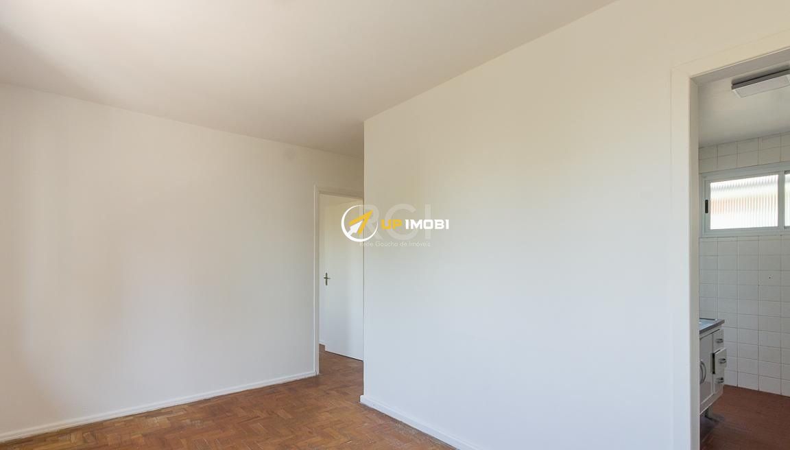 Apartamento, 2 dormitórios no bairro Rio Branco em Porto Alegre para Comprar