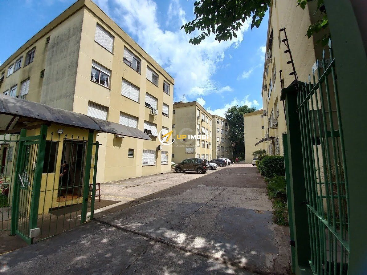 Apartamento, 2 dormitórios no bairro Passo da Areia em Porto Alegre para Comprar