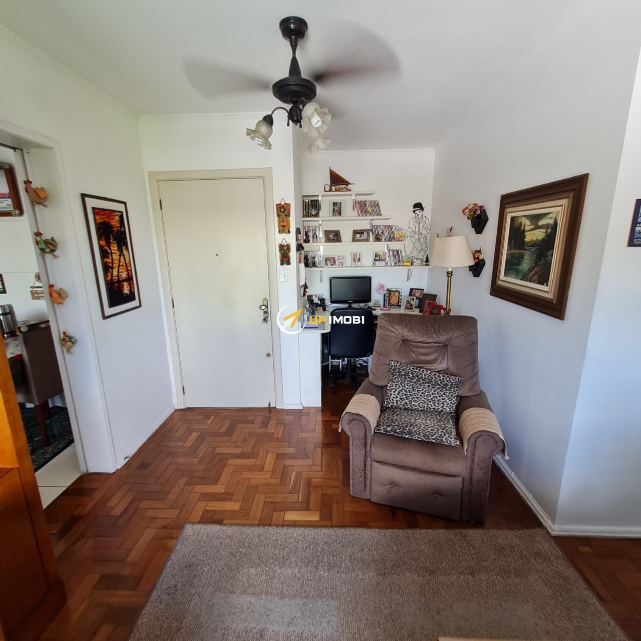 Apartamento, 2 dormitórios no bairro Partenon em Porto Alegre para Comprar