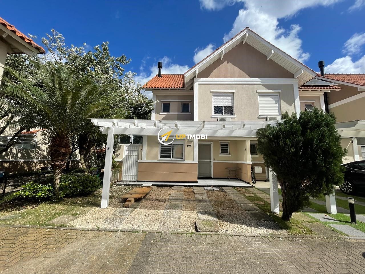 Casa de Condomínio com 157m², 3 dormitórios no bairro Sarandi em Porto Alegre para Comprar